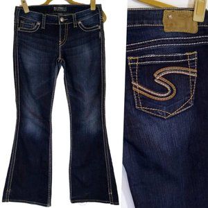Silver Frances low rise Bootcut W29 L31 per tag Dark Wash Denim Jeans